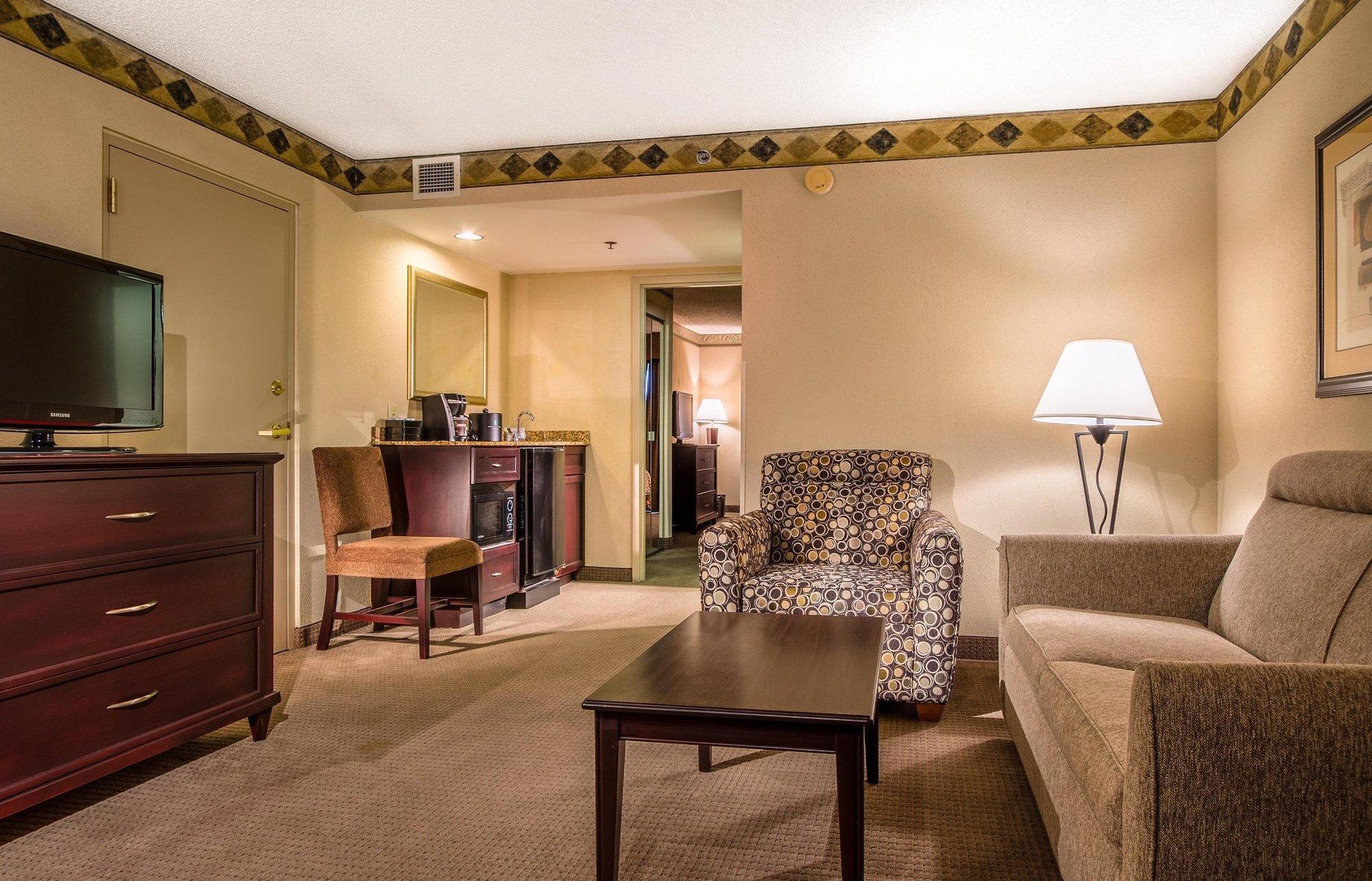 Embassy Suites By Hilton Atlanta Alpharetta Bagian luar foto